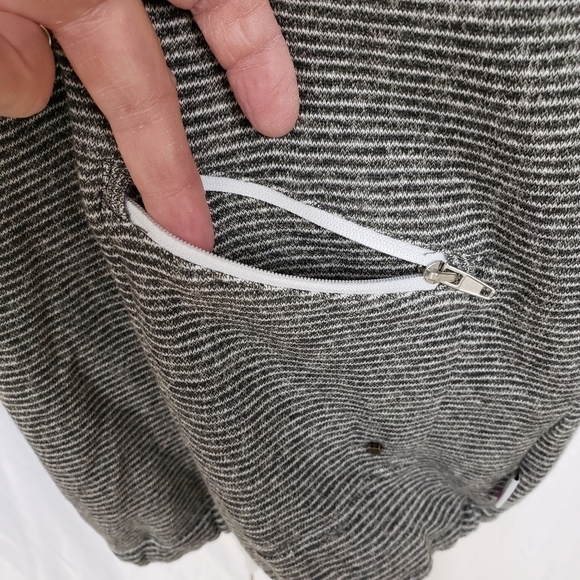 $5 Sale SLVDR PALM CREW NECK SWEATSHIRT size small - Picture 10 of 14